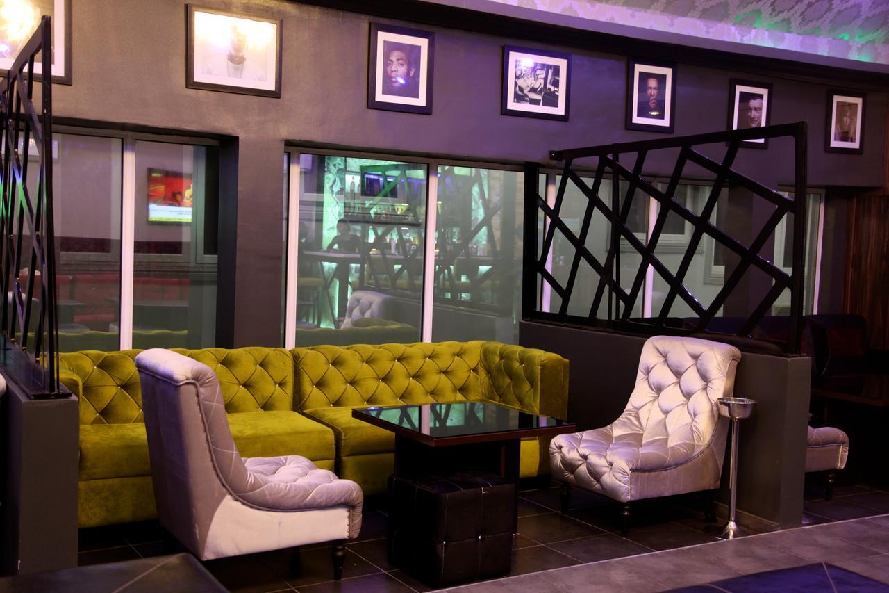 The Nook Hotel Lagos Extérieur photo
