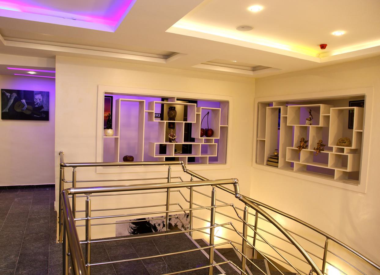 The Nook Hotel Lagos Extérieur photo