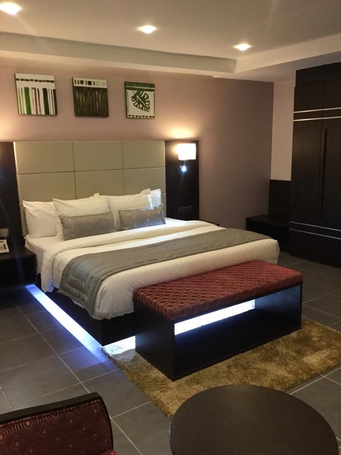 The Nook Hotel Lagos Extérieur photo