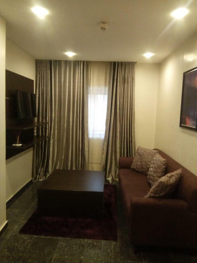 The Nook Hotel Lagos Extérieur photo