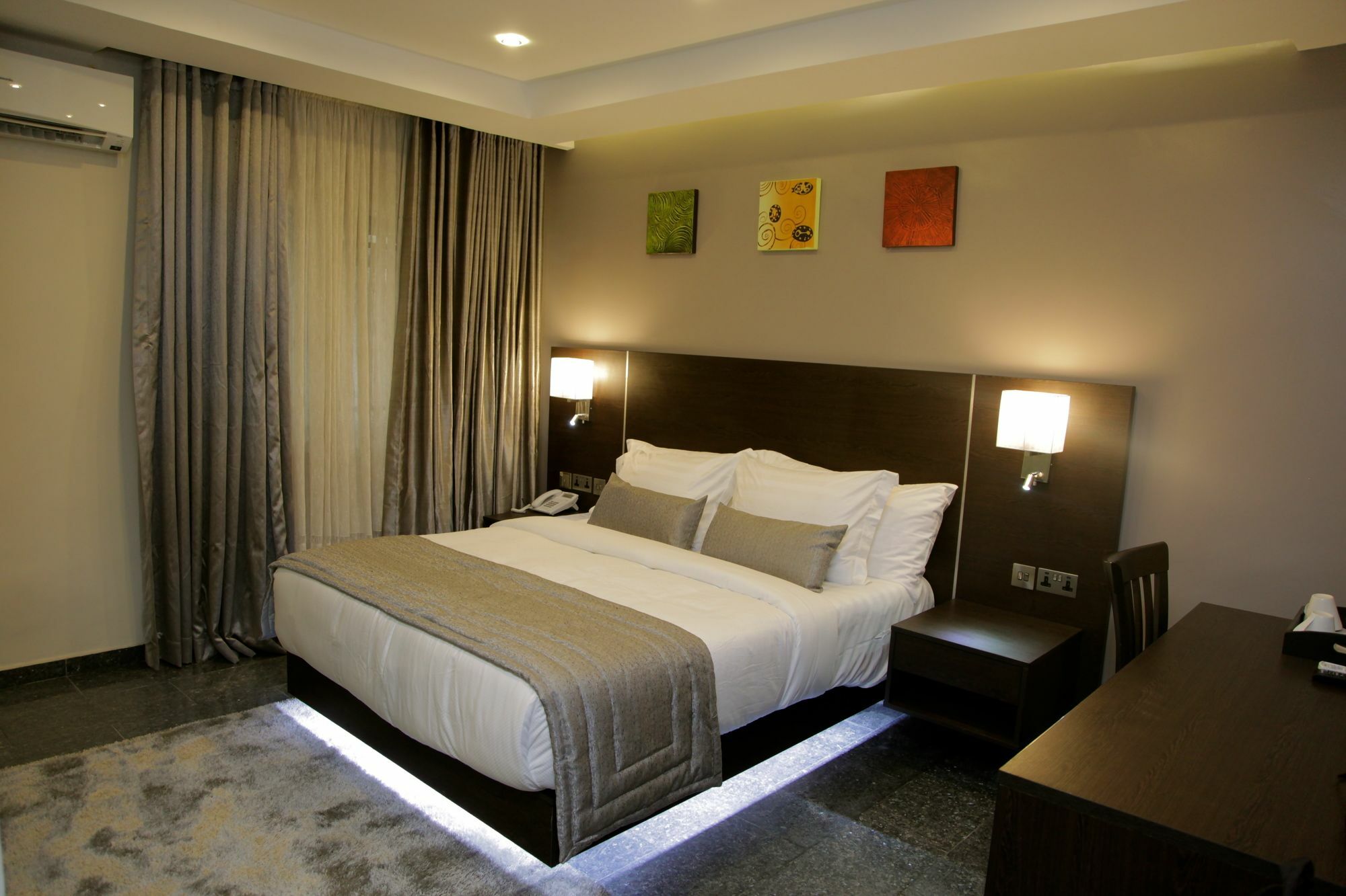 The Nook Hotel Lagos Extérieur photo