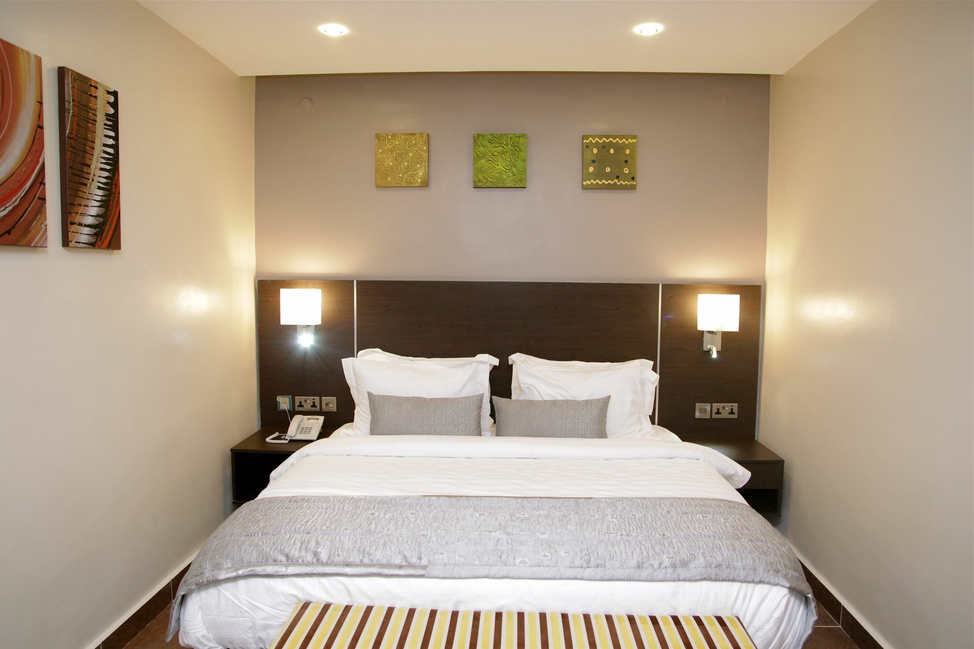 The Nook Hotel Lagos Extérieur photo