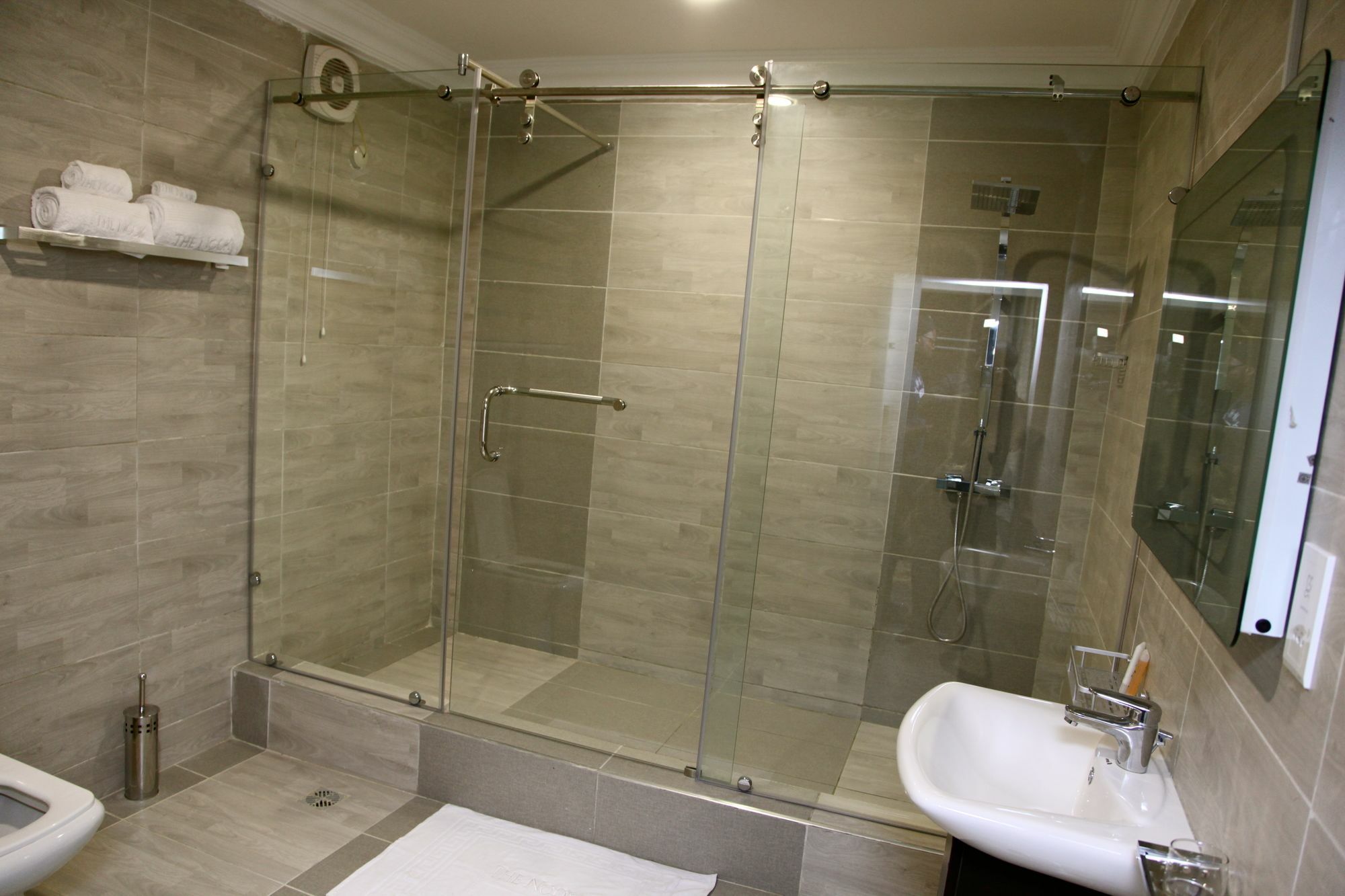 The Nook Hotel Lagos Extérieur photo